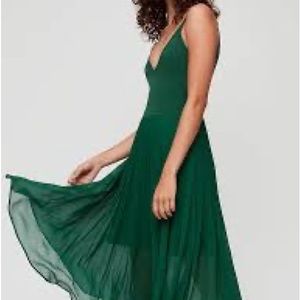 Aritzia Wilfred Beaune Pleated Green Wrap Dress